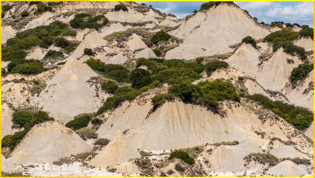 Calanchi di Aliano: Erosione e Geologia in Basilicata